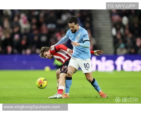 英超争冠形势紧张第2到第11名仅差4分竞争激烈 英超争冠形势紧张第2到第11名仅差4分竞争激烈